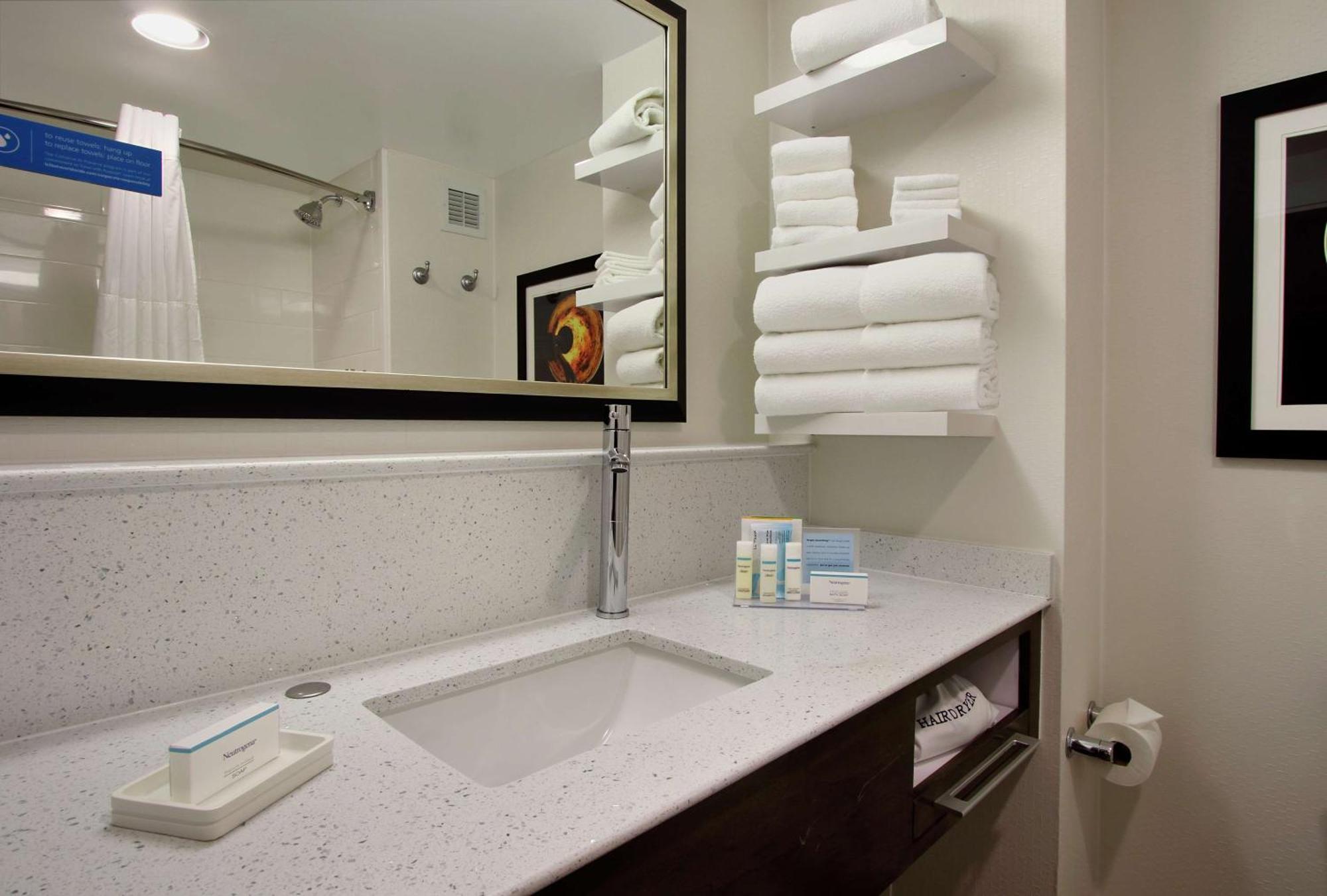 Hampton Inn Philadelphia-Great Valley Frazer Exterior photo